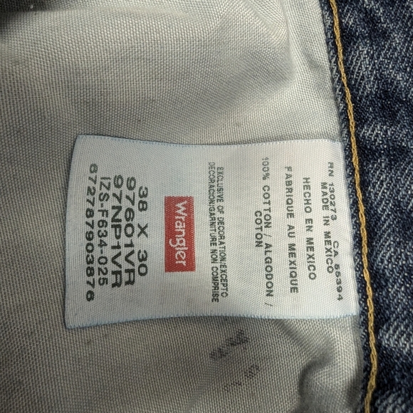 Men's Wrangler Jeans - Picture 5 of 5